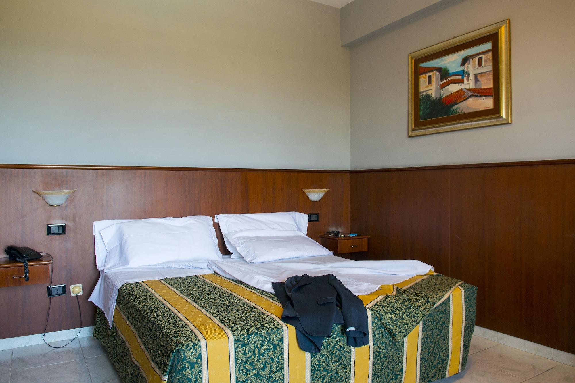 Hotel Dei Pini Porto Empedocle Dış mekan fotoğraf