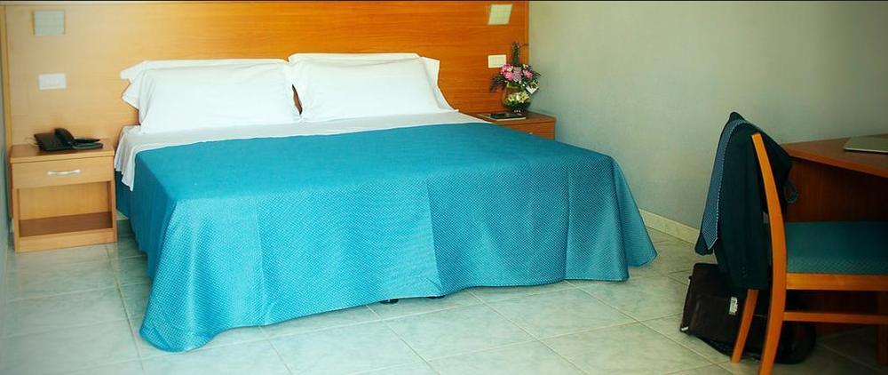 Hotel Dei Pini Porto Empedocle Dış mekan fotoğraf